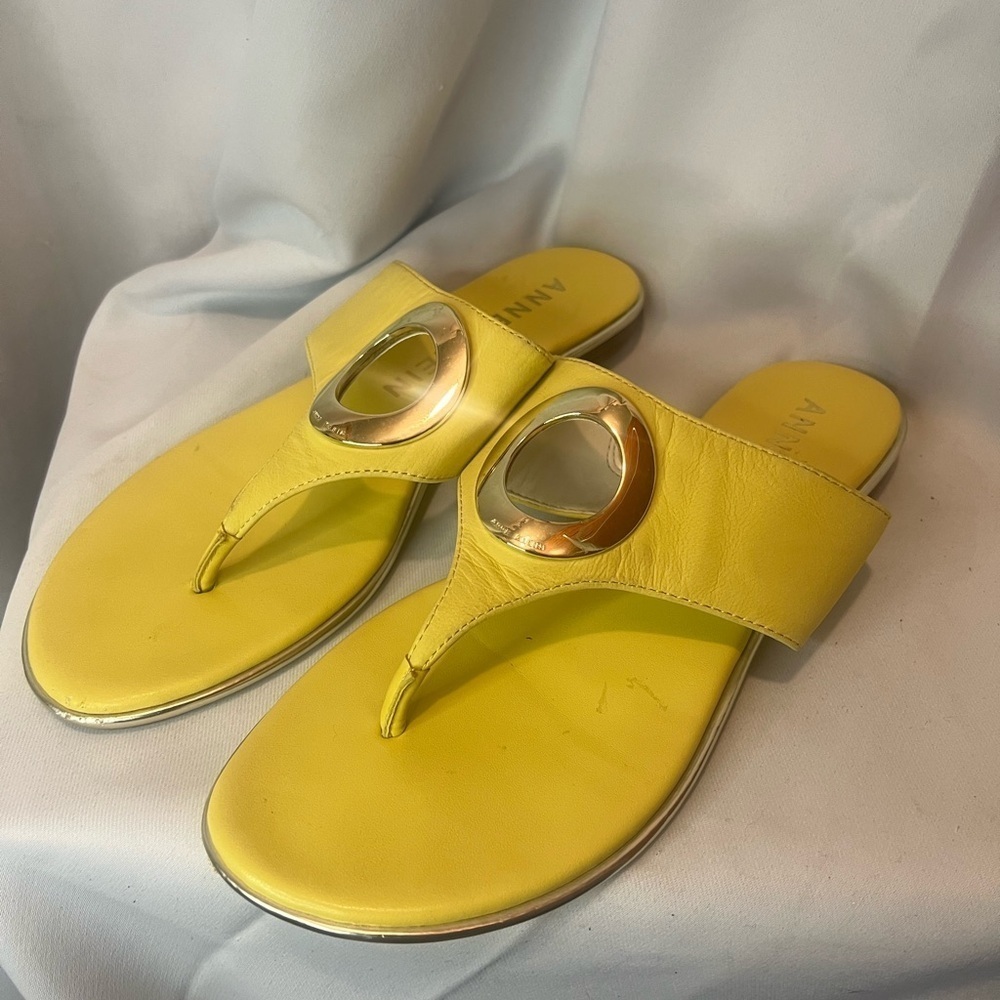 Anne Klein Yellow Gold Sandals Vibrant Minimalist Design - Picture 2 of 7